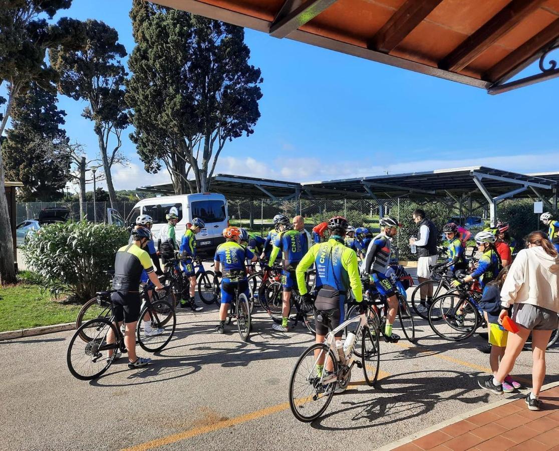 Poggio All'Agnello Sport & Family Holidays Populonia Exterior photo