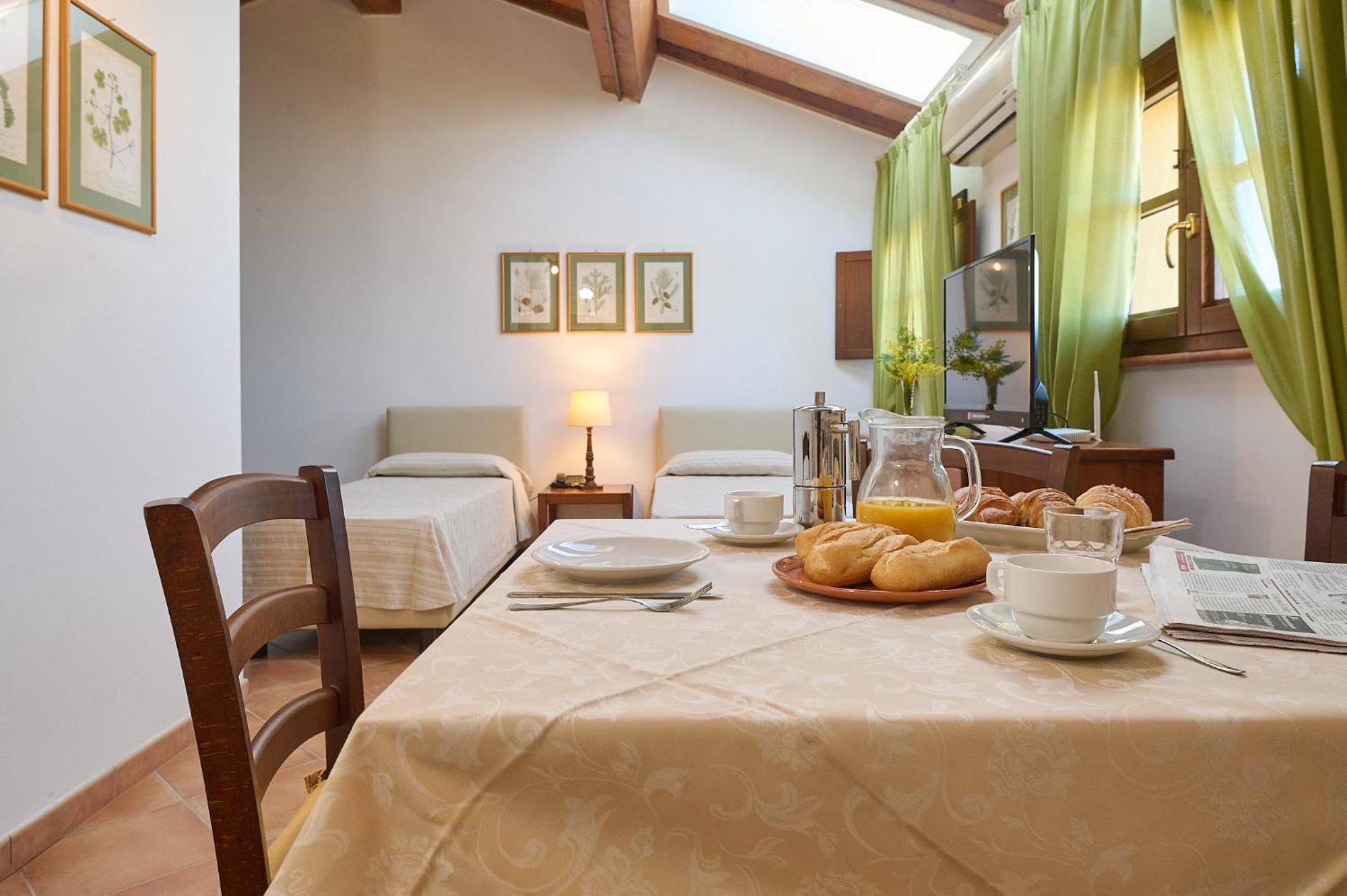 Poggio All'Agnello Sport & Family Holidays Populonia Exterior photo